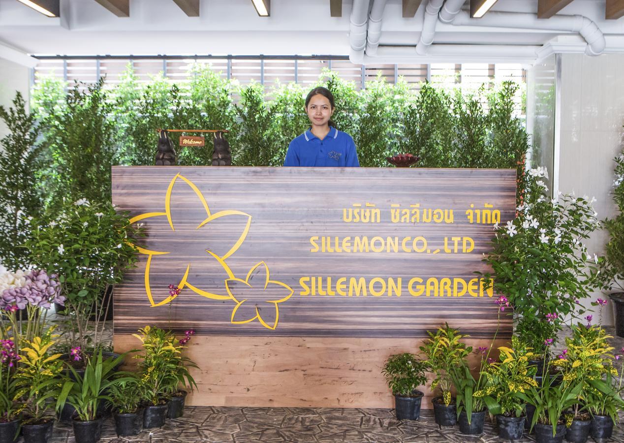 Sillemon Garden Hotel Bangkok Exterior photo
