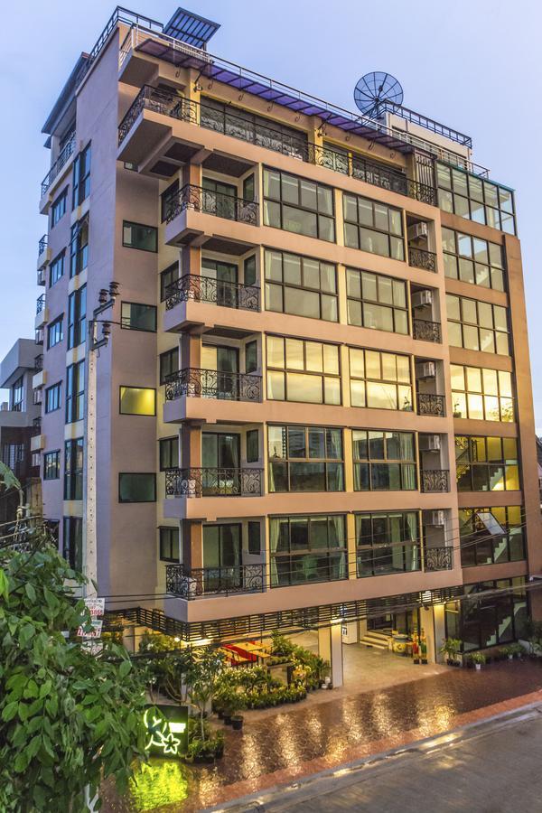 Sillemon Garden Hotel Bangkok Exterior photo